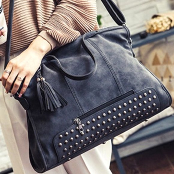 MODERN FIT BOUTIQUE Handbags - Black Vintage Studded Handbag